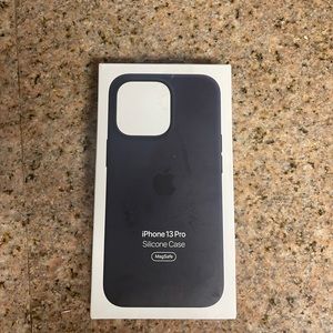 iPhone 13 Pro Apple Silicone Case